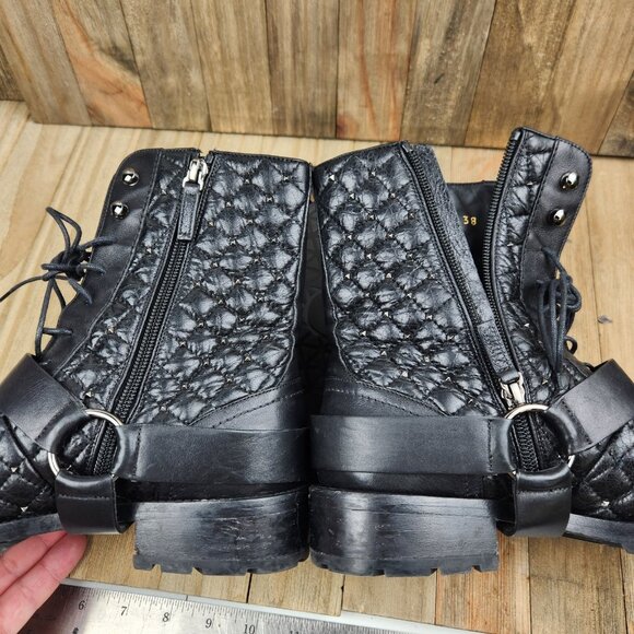 Womens Valentino Garavani Size 8 Eu 38 Leather Quilted Rock Stud Biker Boots - Picture 11 of 13